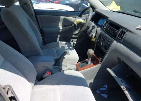 2004 Toyota Corolla Le z USA, uszkodzony, nr VIN 1NXBR32E04Z254066